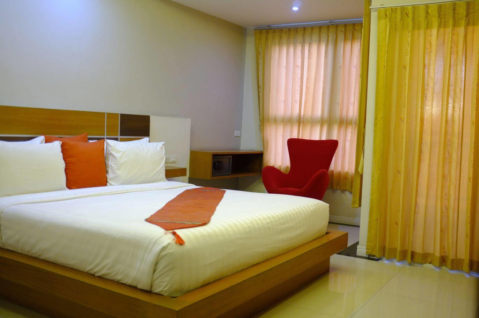 V Style Boutique Hotel Pattaya Buitenkant foto